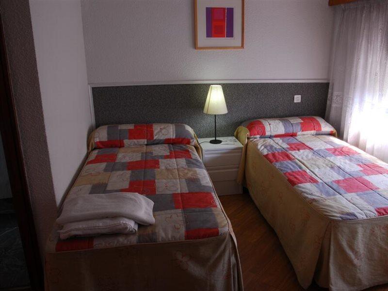 Apartamentos Goya 75 Madrid Eksteriør billede