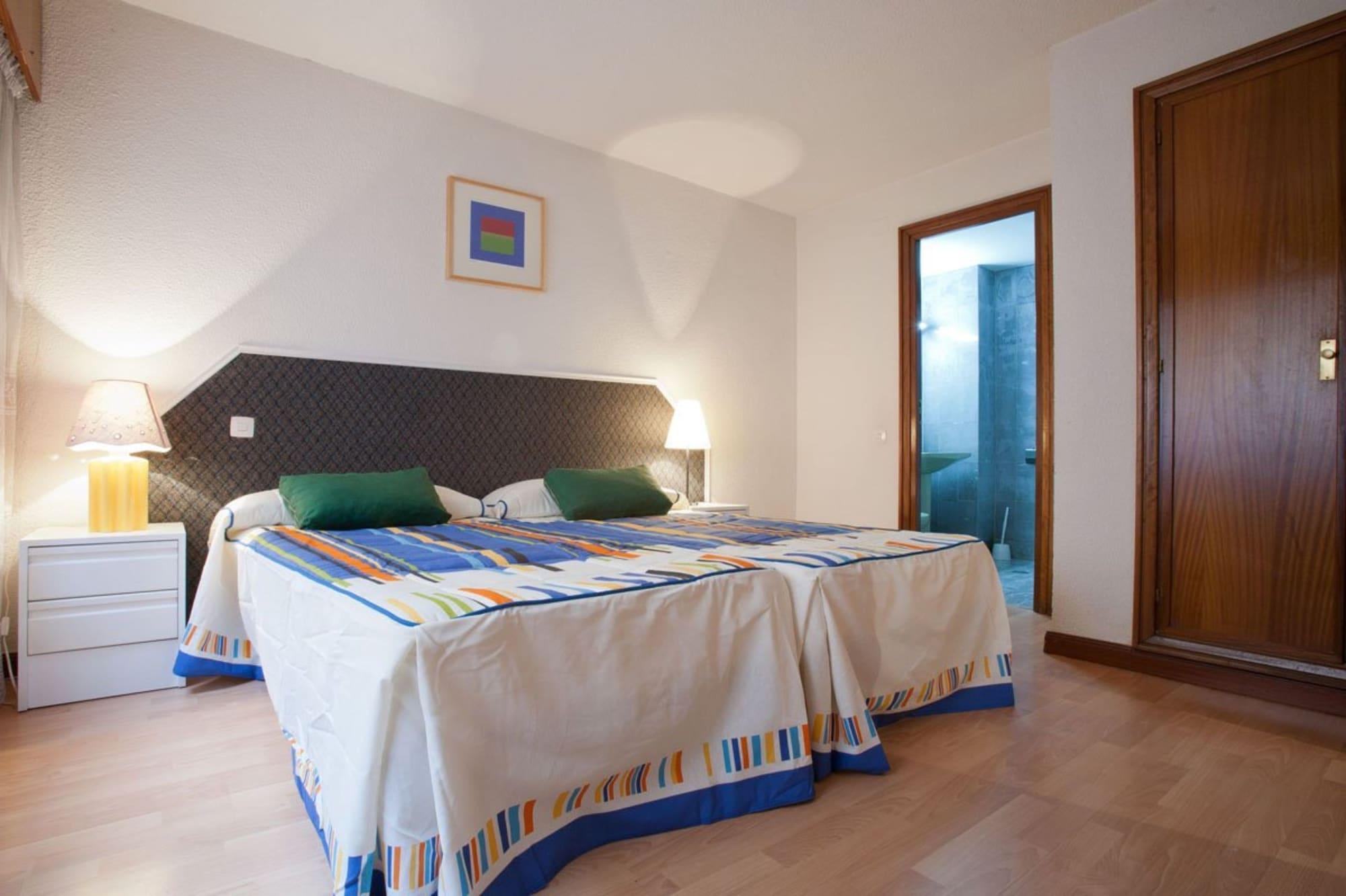 Apartamentos Goya 75 Madrid Eksteriør billede