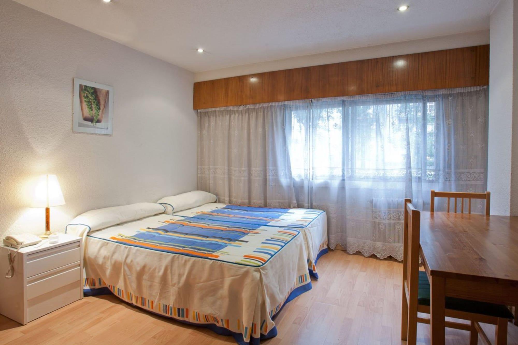 Apartamentos Goya 75 Madrid Eksteriør billede