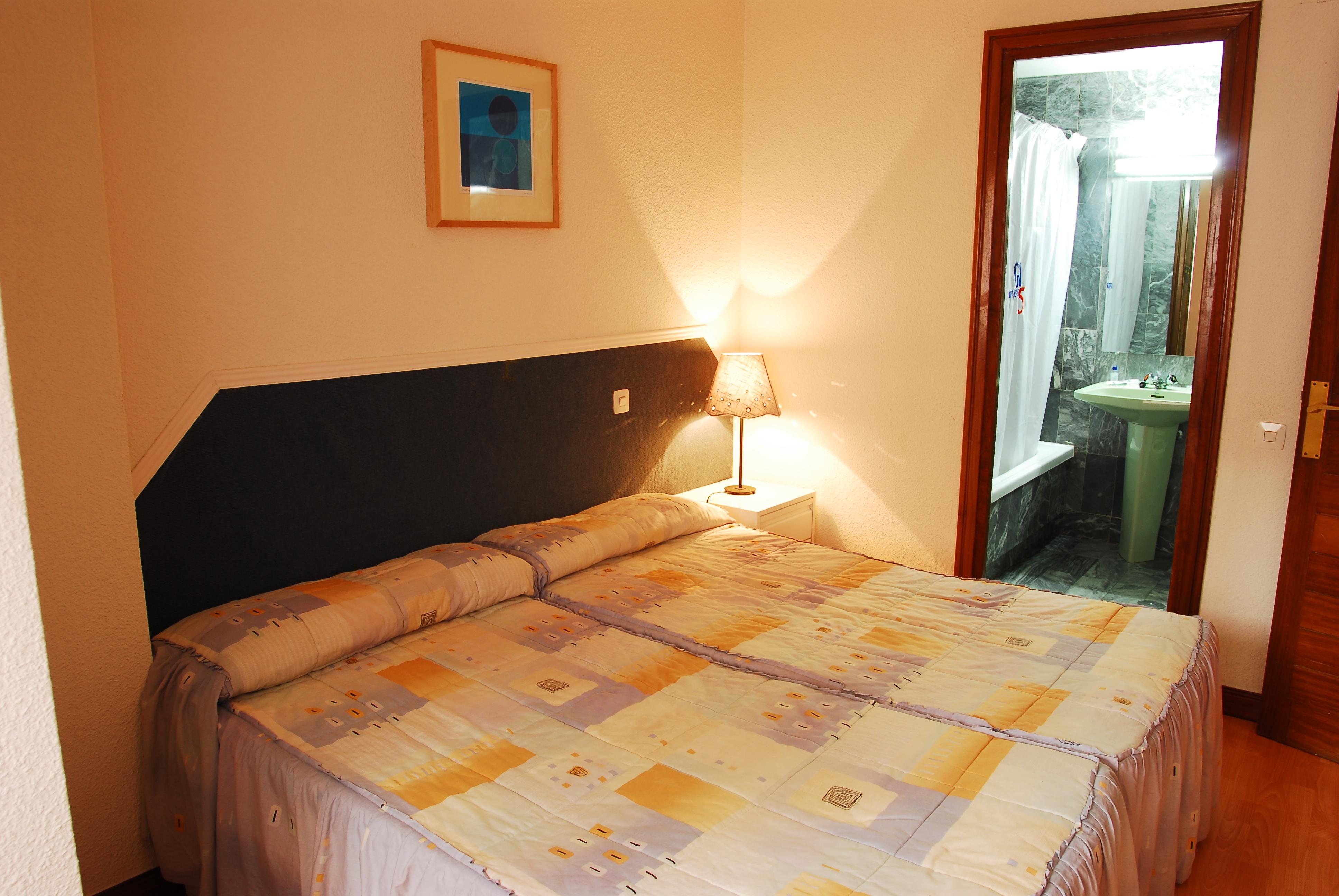 Apartamentos Goya 75 Madrid Eksteriør billede