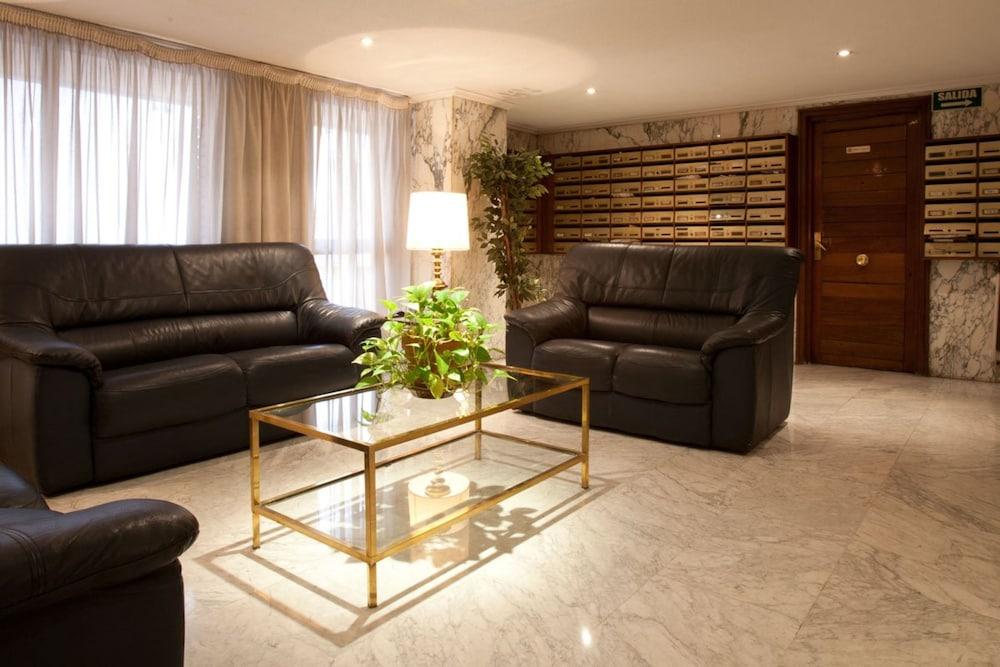Apartamentos Goya 75 Madrid Eksteriør billede