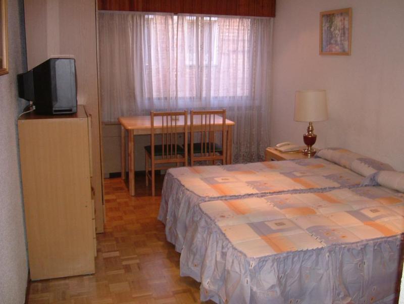 Apartamentos Goya 75 Madrid Eksteriør billede