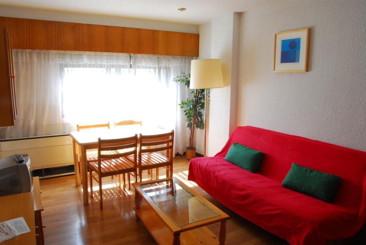 Apartamentos Goya 75 Madrid Eksteriør billede